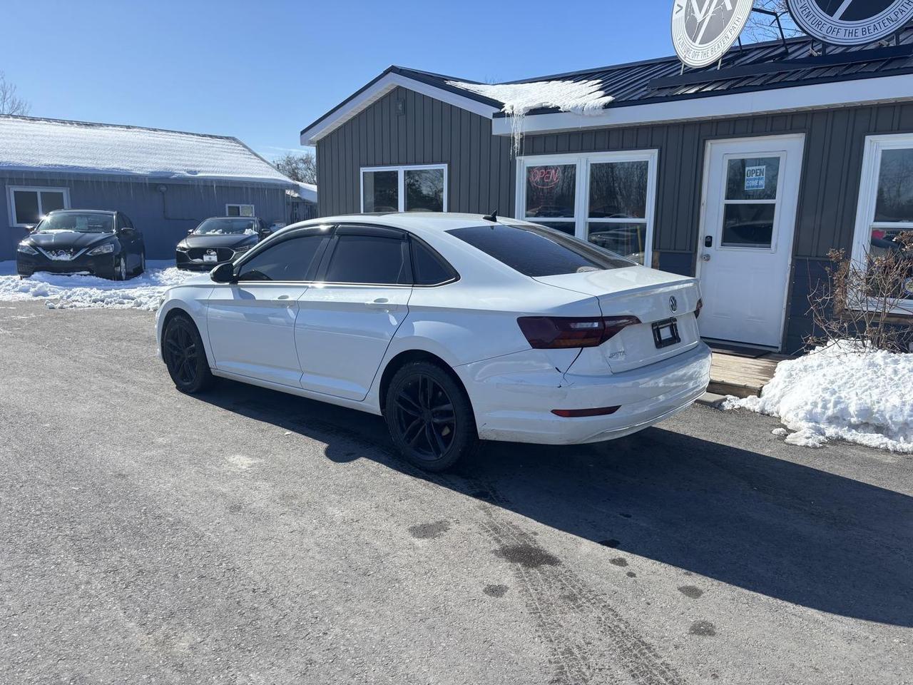 2019 Volkswagen Jetta 1.4 TSI Highline (A8) 4dr Sedan Photo2