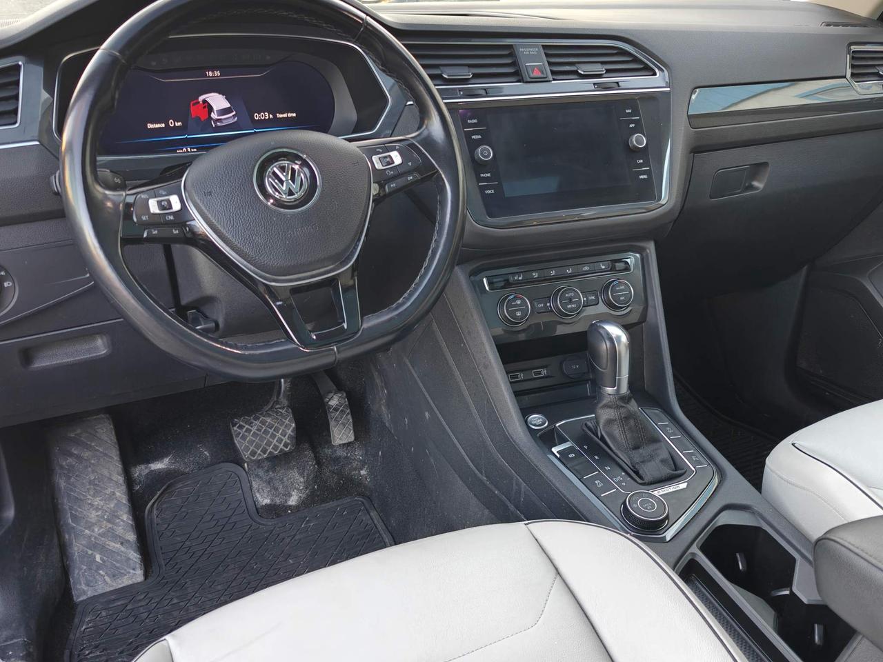 2018 Volkswagen Tiguan Highline 4dr All-wheel Drive 4MOTION Photo