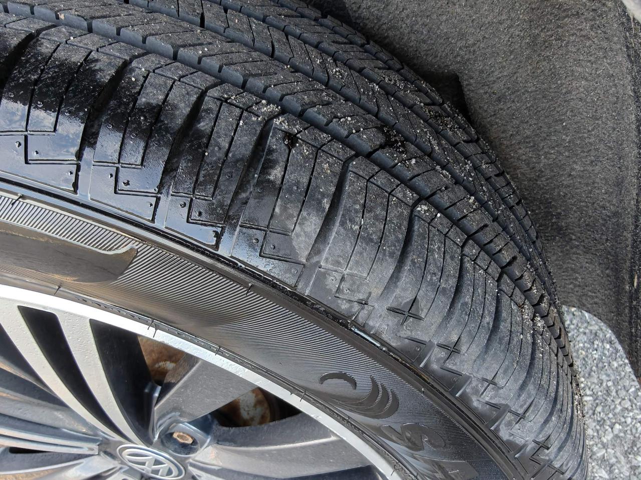 2018 Volkswagen Tiguan Highline 4dr All-wheel Drive 4MOTION Photo