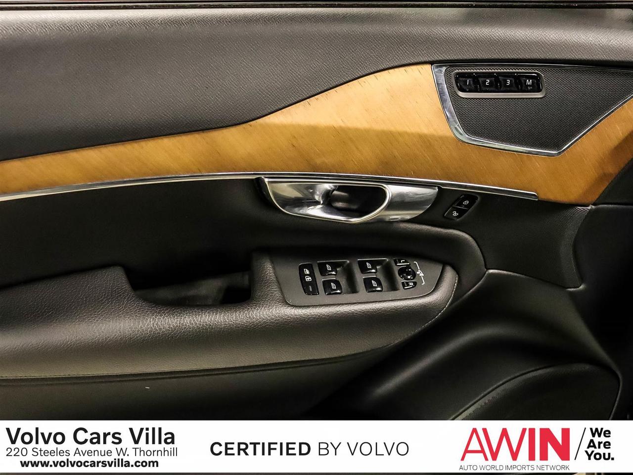 2022 Volvo XC90 T6 AWD Momentum (7-Seat) Photo