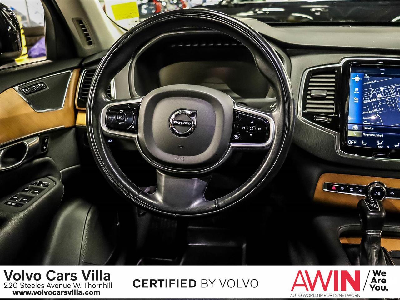 2022 Volvo XC90 T6 AWD Momentum (7-Seat) Photo