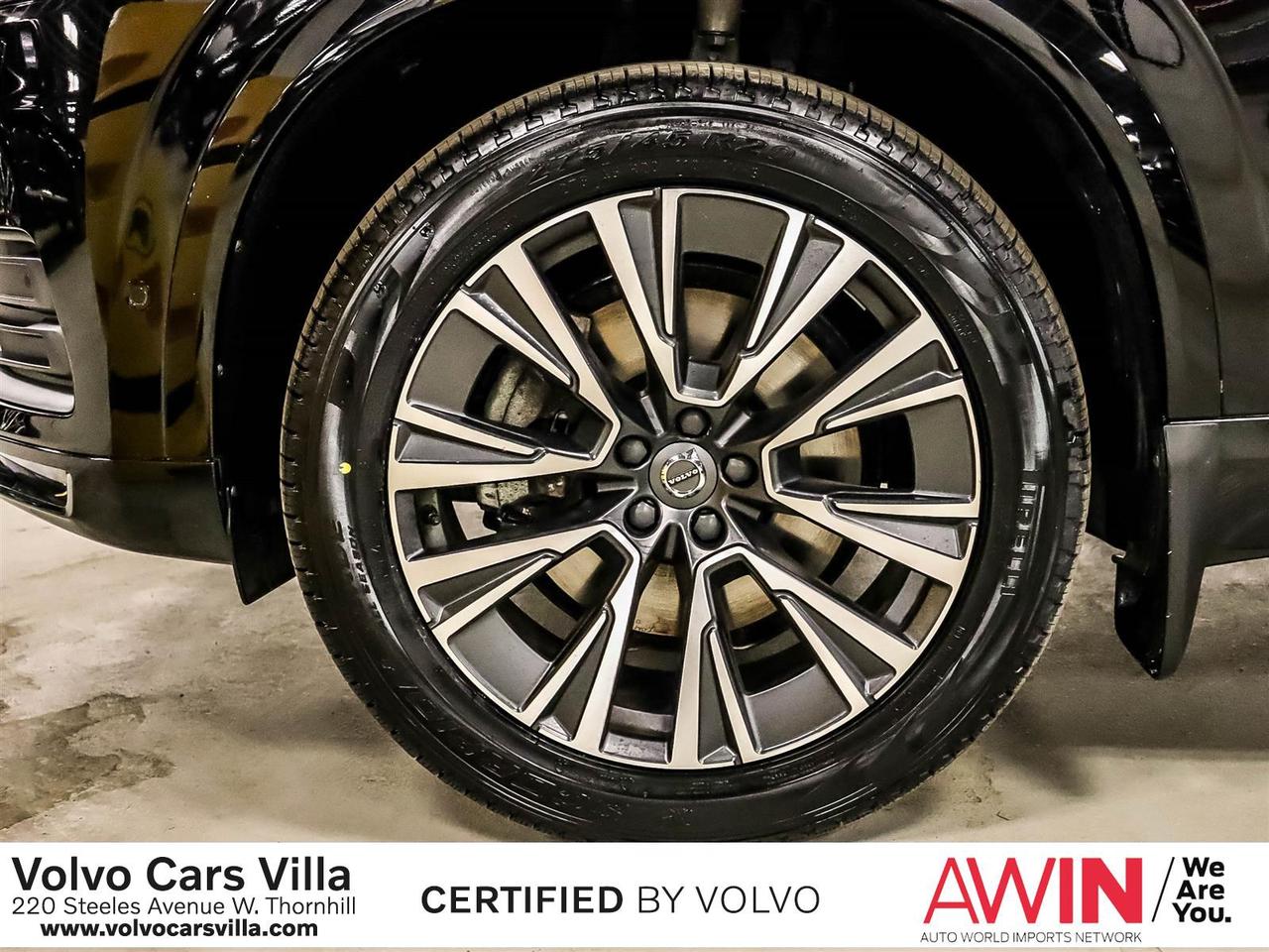 2022 Volvo XC90 T6 AWD Momentum (7-Seat) Photo