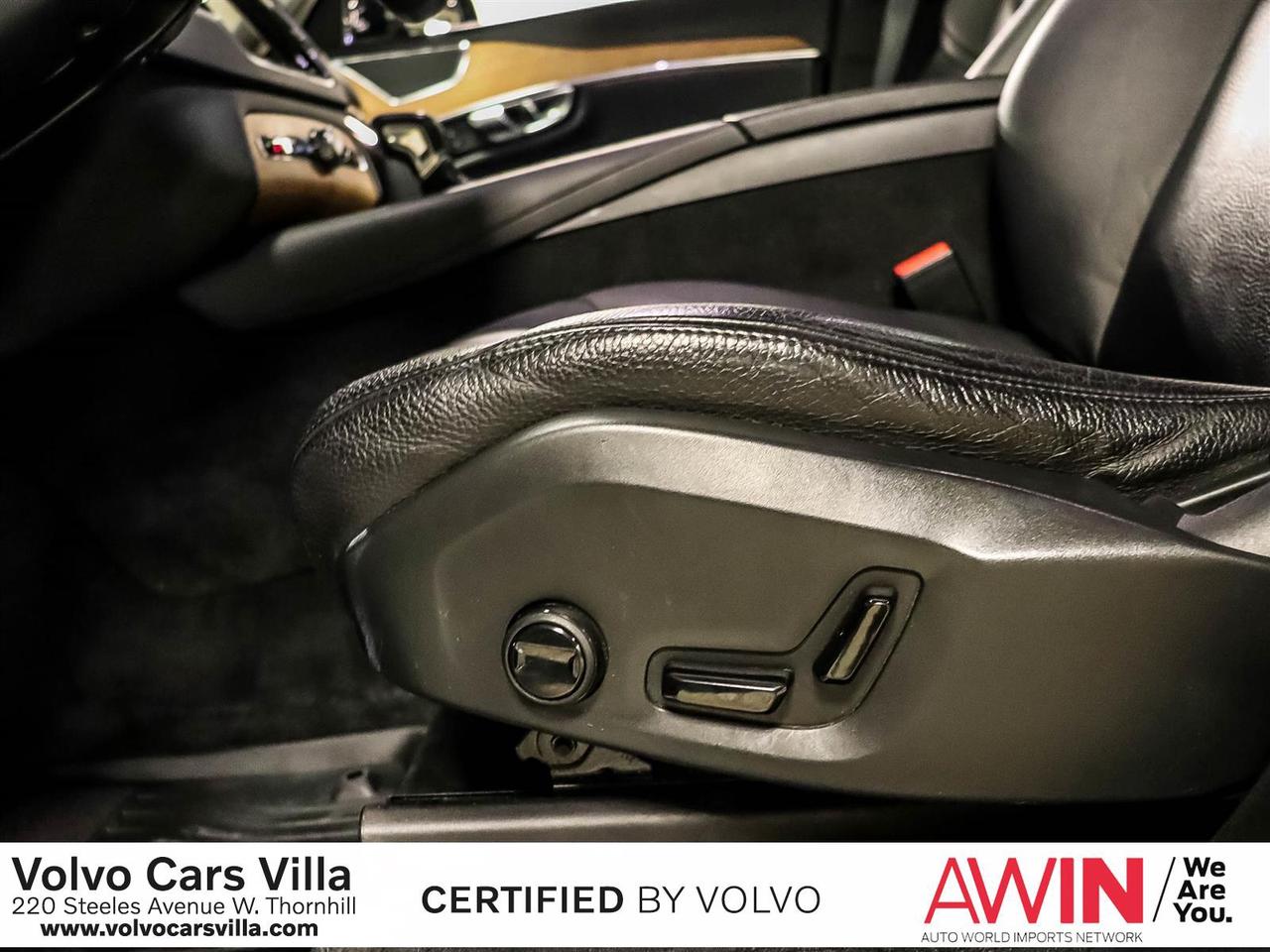 2022 Volvo XC90 T6 AWD Momentum (7-Seat) Photo