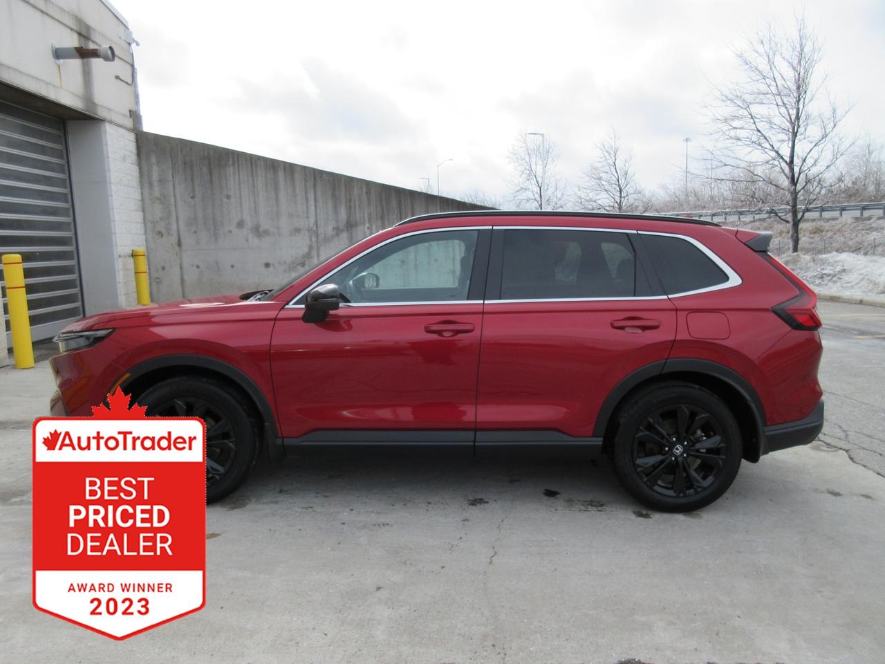 2024 Honda CR-V Hybrid Touring 4dr All-Wheel Drive Photo2