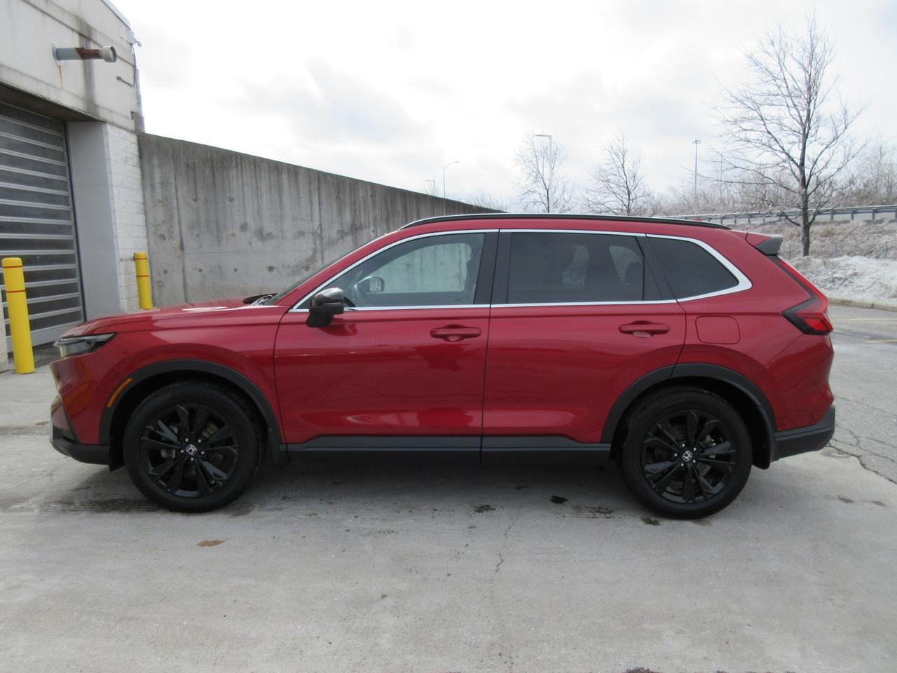 2024 Honda CR-V Hybrid Touring 4dr All-Wheel Drive Photo2