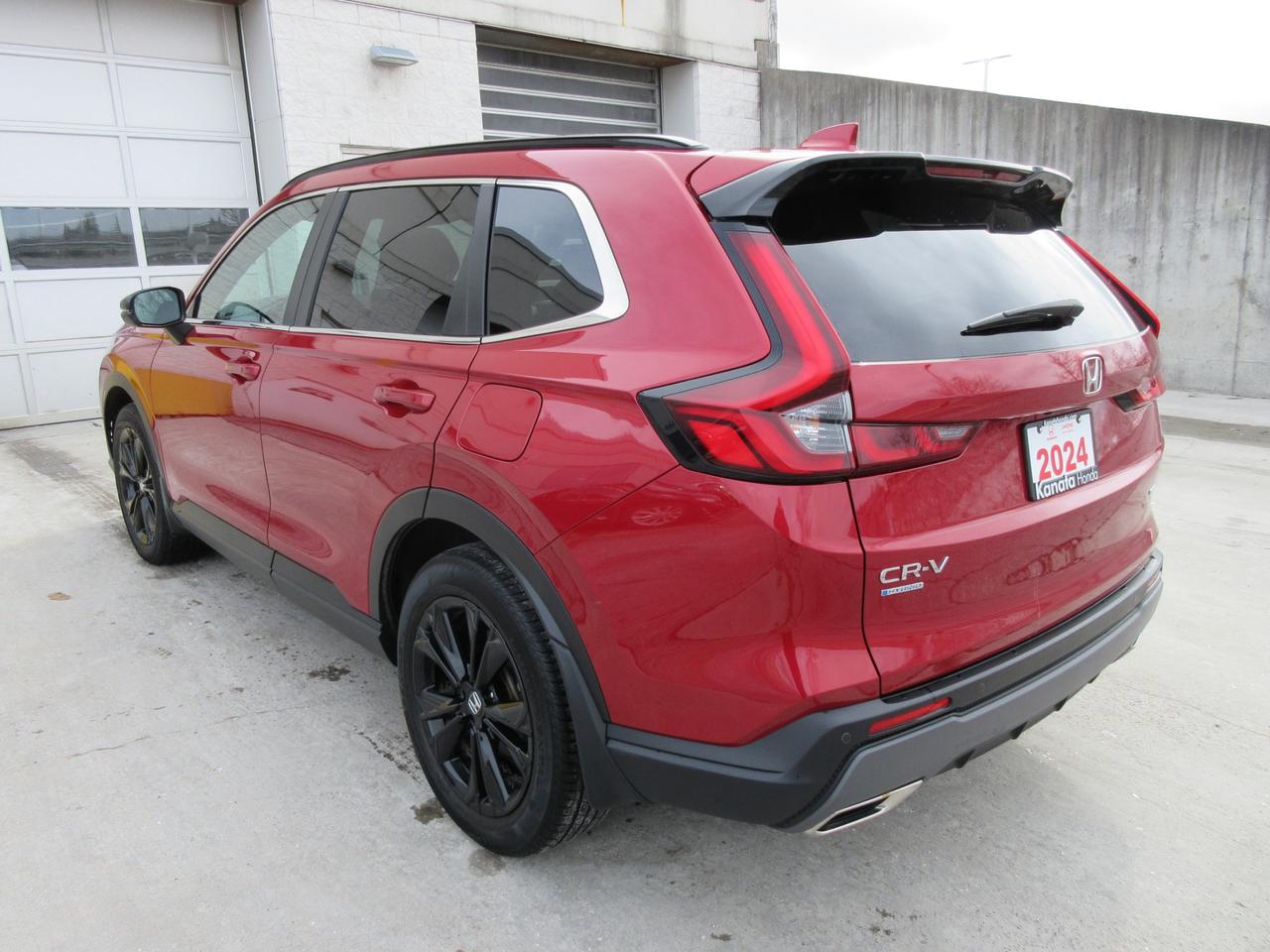 2024 Honda CR-V Hybrid Touring 4dr All-Wheel Drive Photo