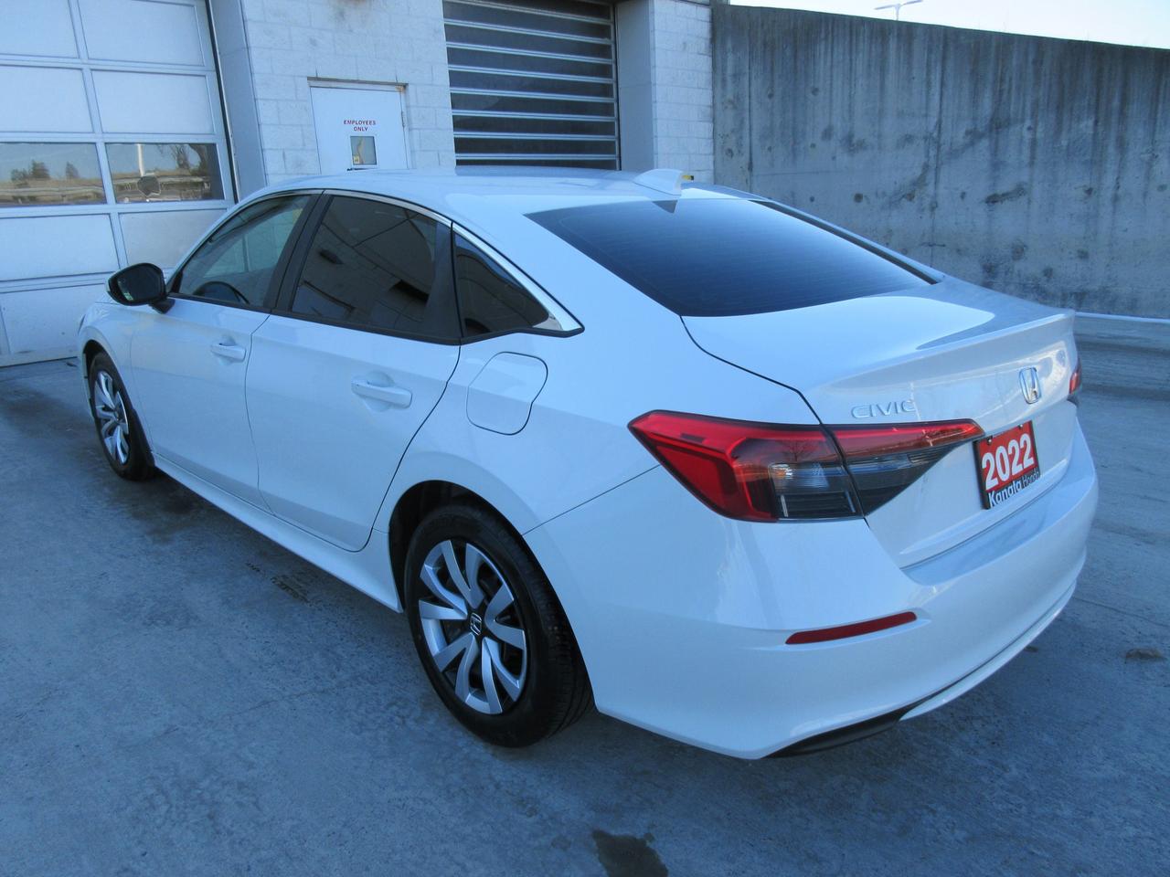 2022 Honda Civic LX 4dr Sedan Photo