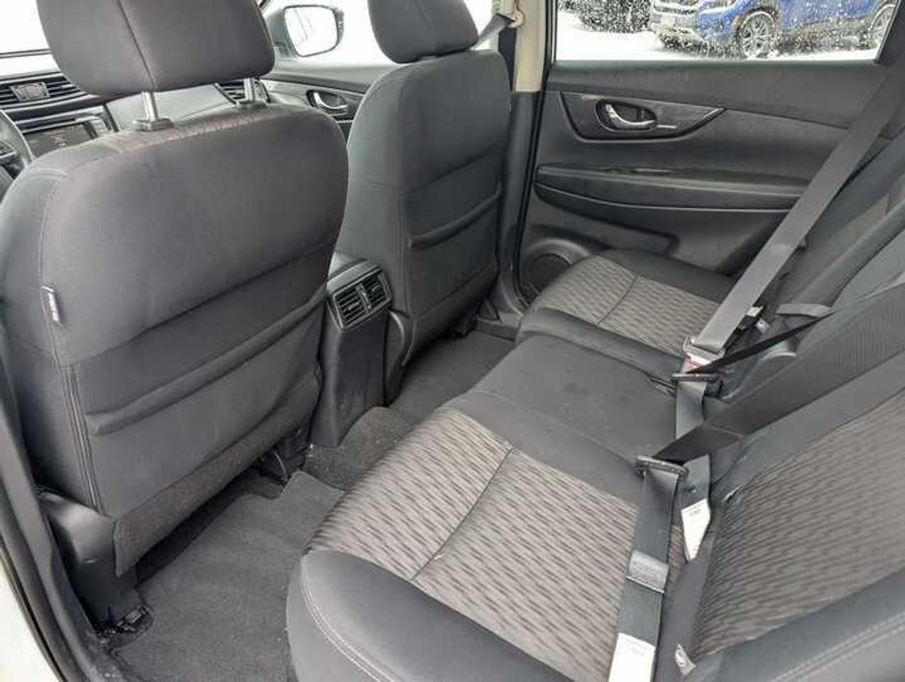 2018 Nissan Rogue  Photo