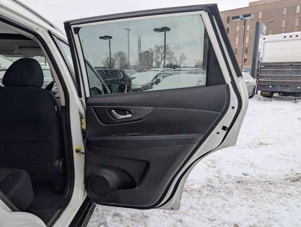 2018 Nissan Rogue  Photo