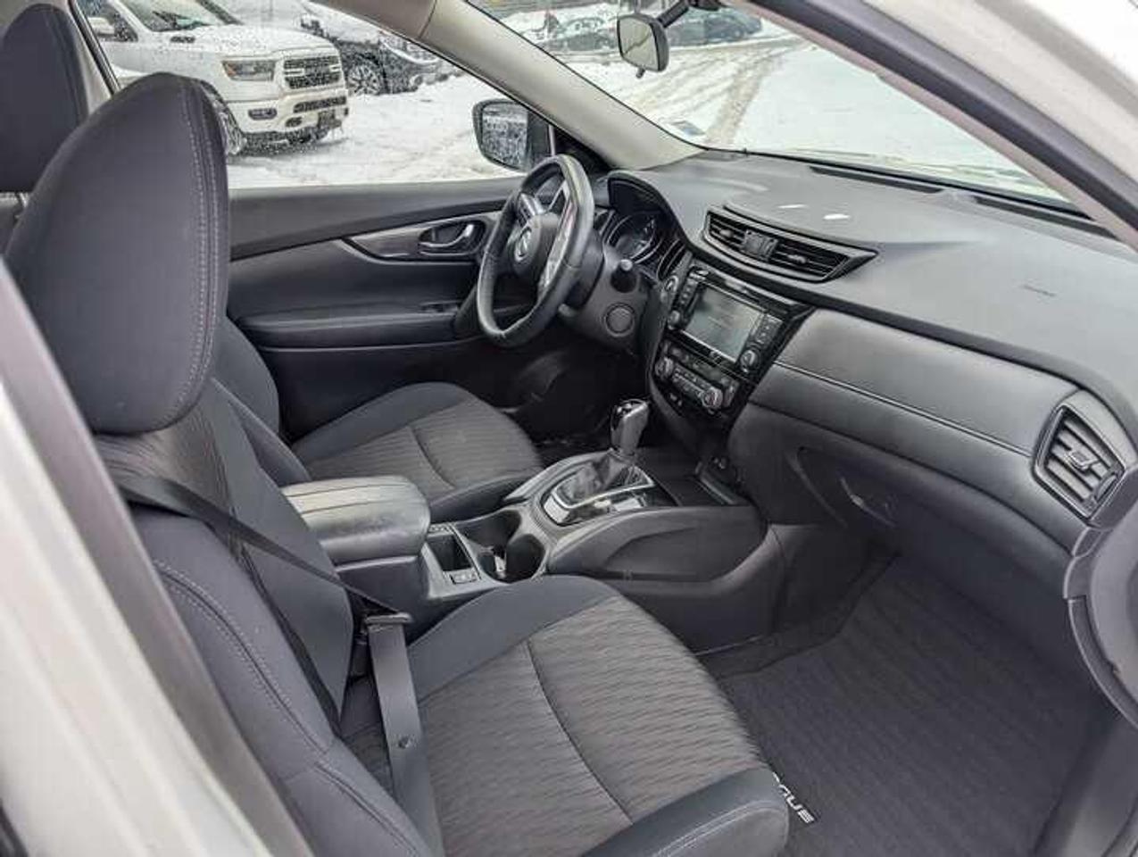 2018 Nissan Rogue  Photo