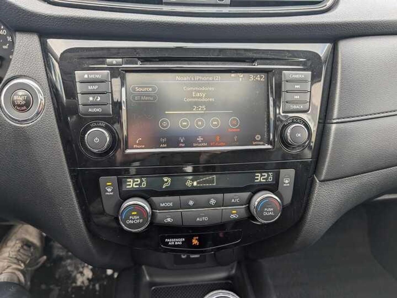 2018 Nissan Rogue  Photo