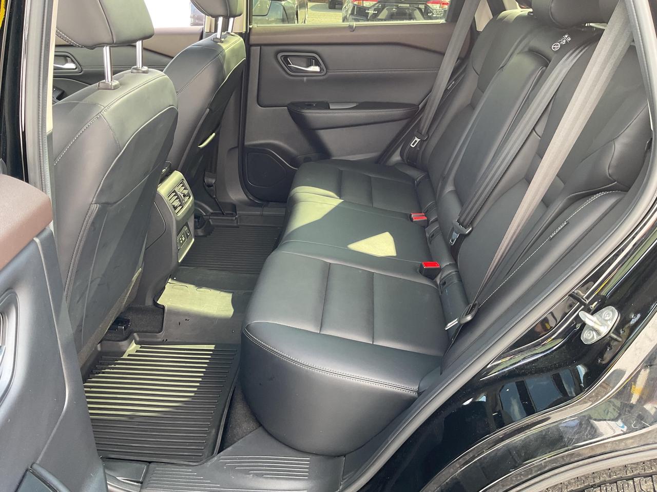 2023 Nissan Rogue  Photo