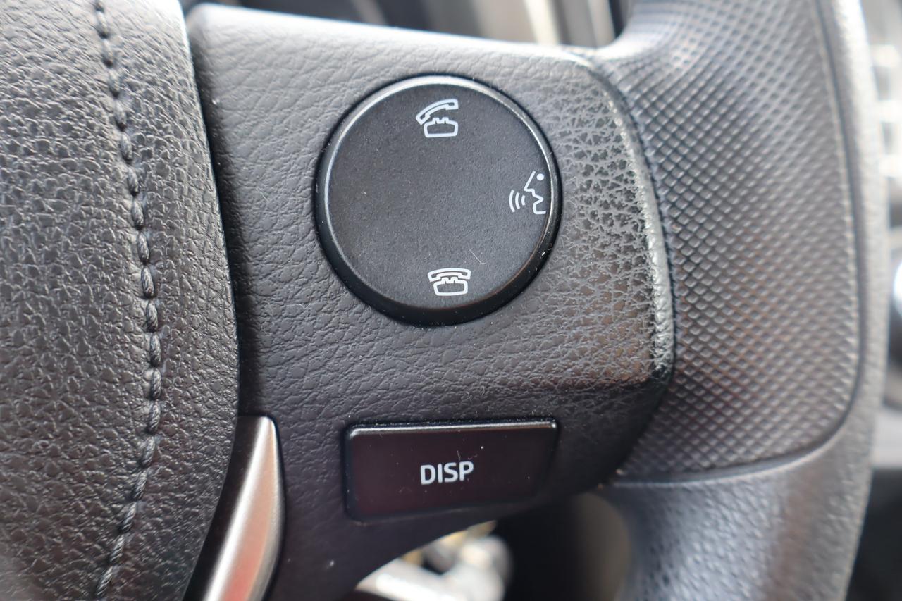 2015 Toyota RAV4 LE 4dr Front-wheel Drive Photo