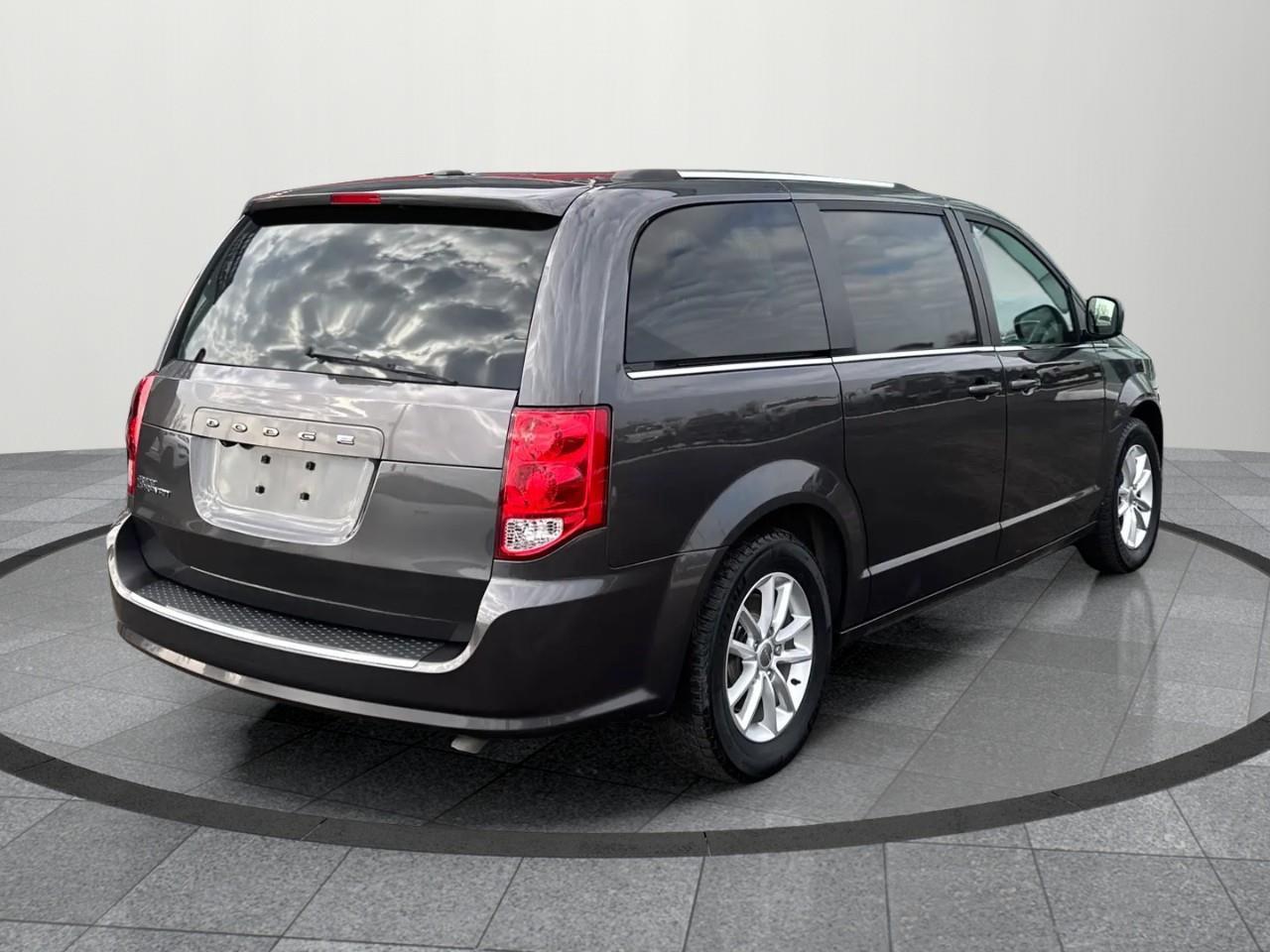 2019 Dodge Grand Caravan CVP/SXT Passenger Van Photo