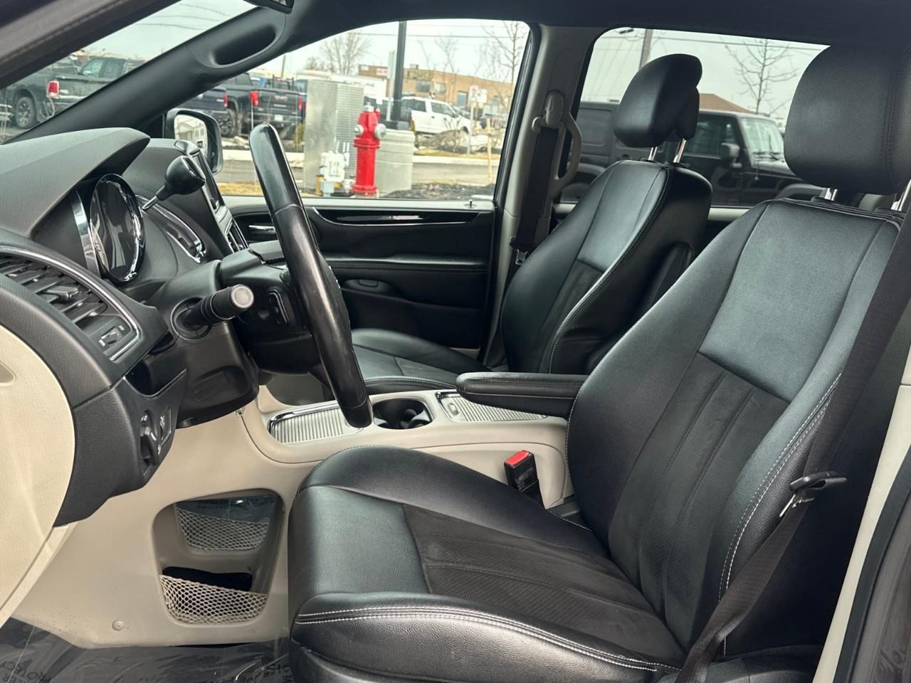 2019 Dodge Grand Caravan CVP/SXT Passenger Van Photo