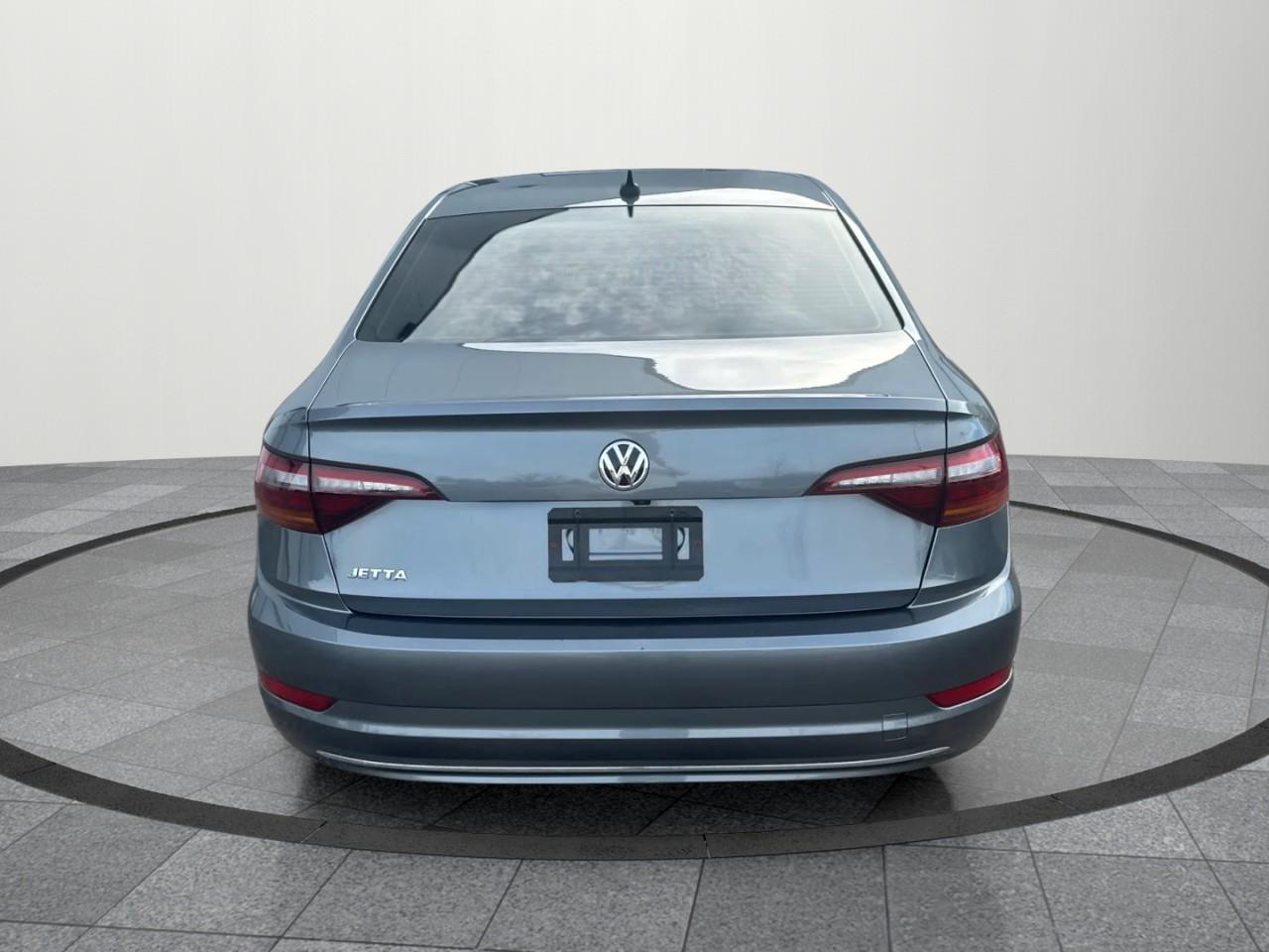 2019 Volkswagen Jetta 1.4 TSI Highline (A8) 4dr Sedan Photo