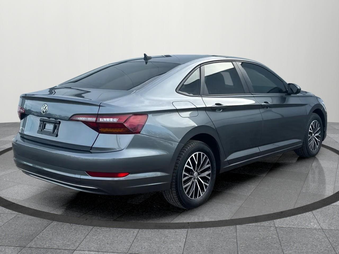 2019 Volkswagen Jetta 1.4 TSI Highline (A8) 4dr Sedan Photo