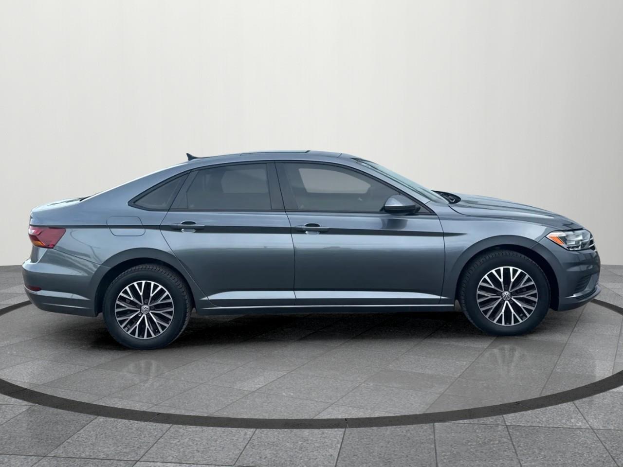2019 Volkswagen Jetta 1.4 TSI Highline (A8) 4dr Sedan Photo