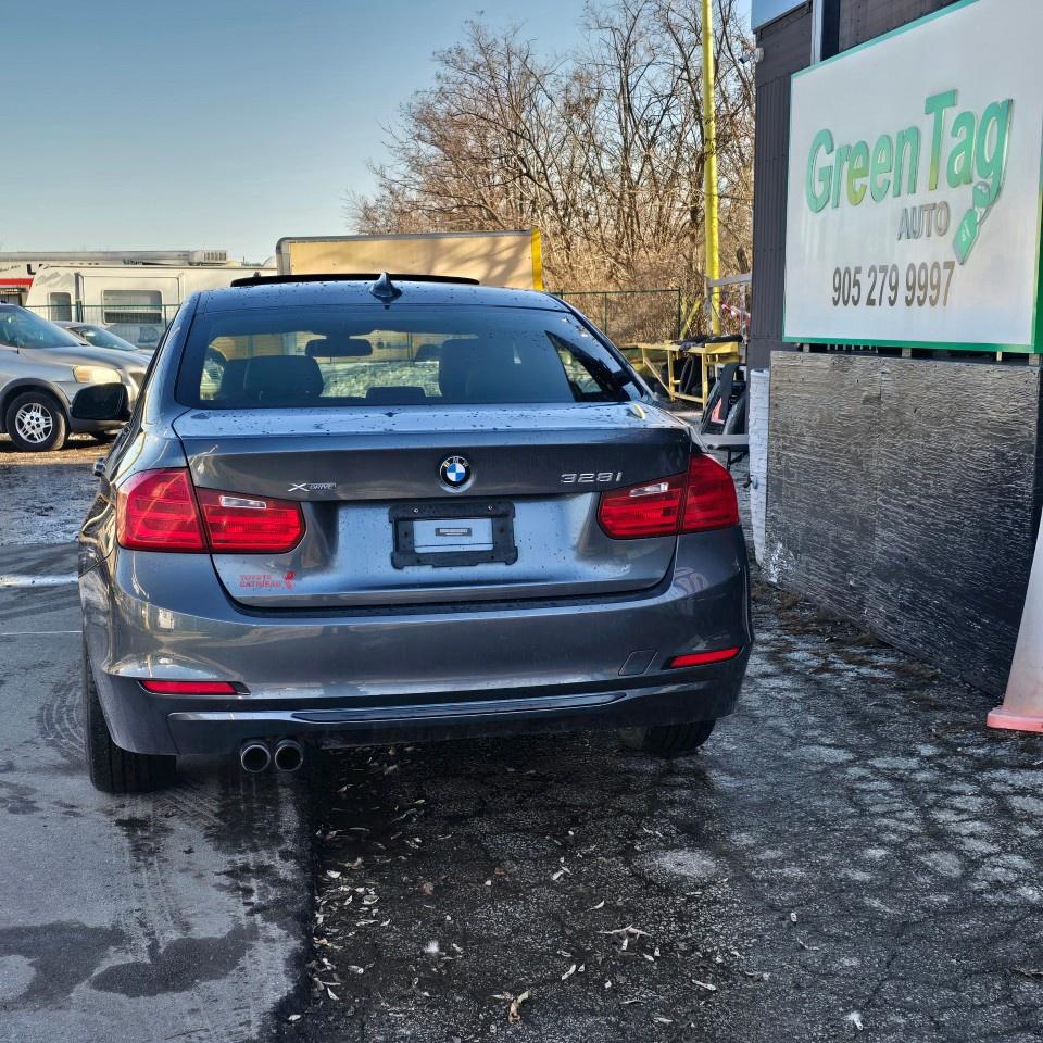 2013 BMW 3 Series 4dr Sdn 328i xDrive Classic Line AWD *Ltd Avail* Photo