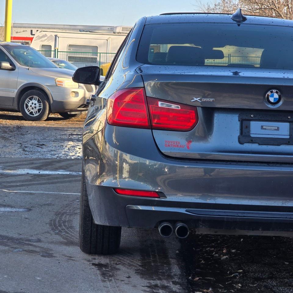 2013 BMW 3 Series 4dr Sdn 328i xDrive Classic Line AWD *Ltd Avail* Photo