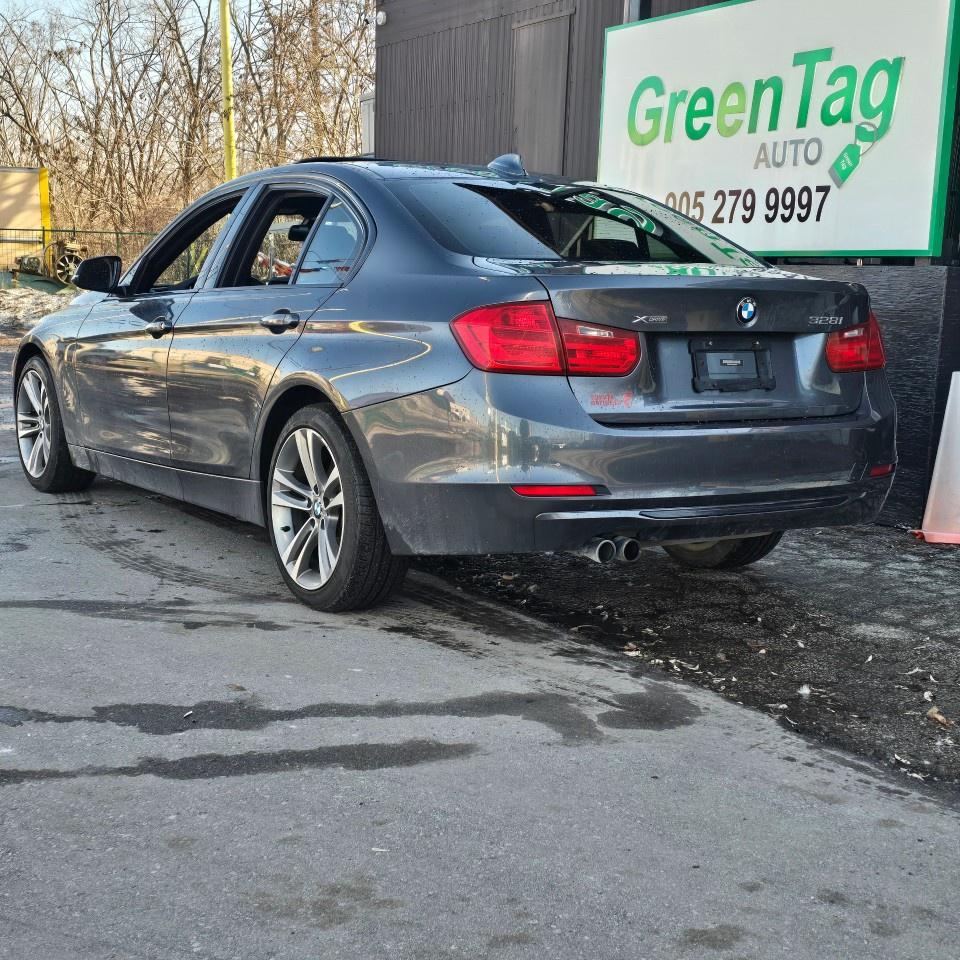 2013 BMW 3 Series 4dr Sdn 328i xDrive Classic Line AWD *Ltd Avail* Photo