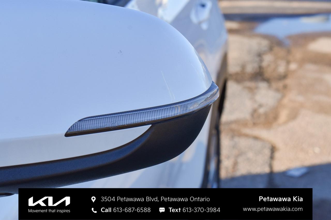 2026 Kia Seltos LX 4dr All-Wheel Drive Photo3