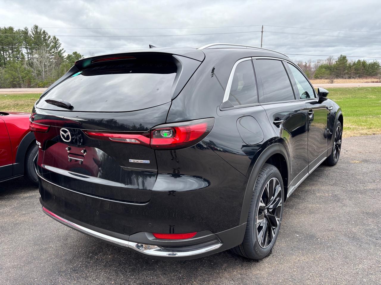 2026 Mazda CX-90 PHEV GT 4dr i-ACTIV All-Wheel Drive Sport Utility Photo2