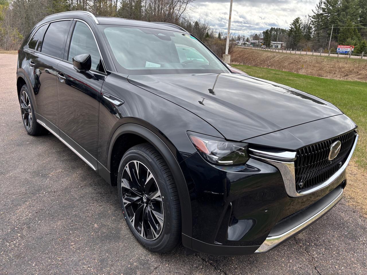 2026 Mazda CX-90 PHEV GT 4dr i-ACTIV All-Wheel Drive Sport Utility Photo