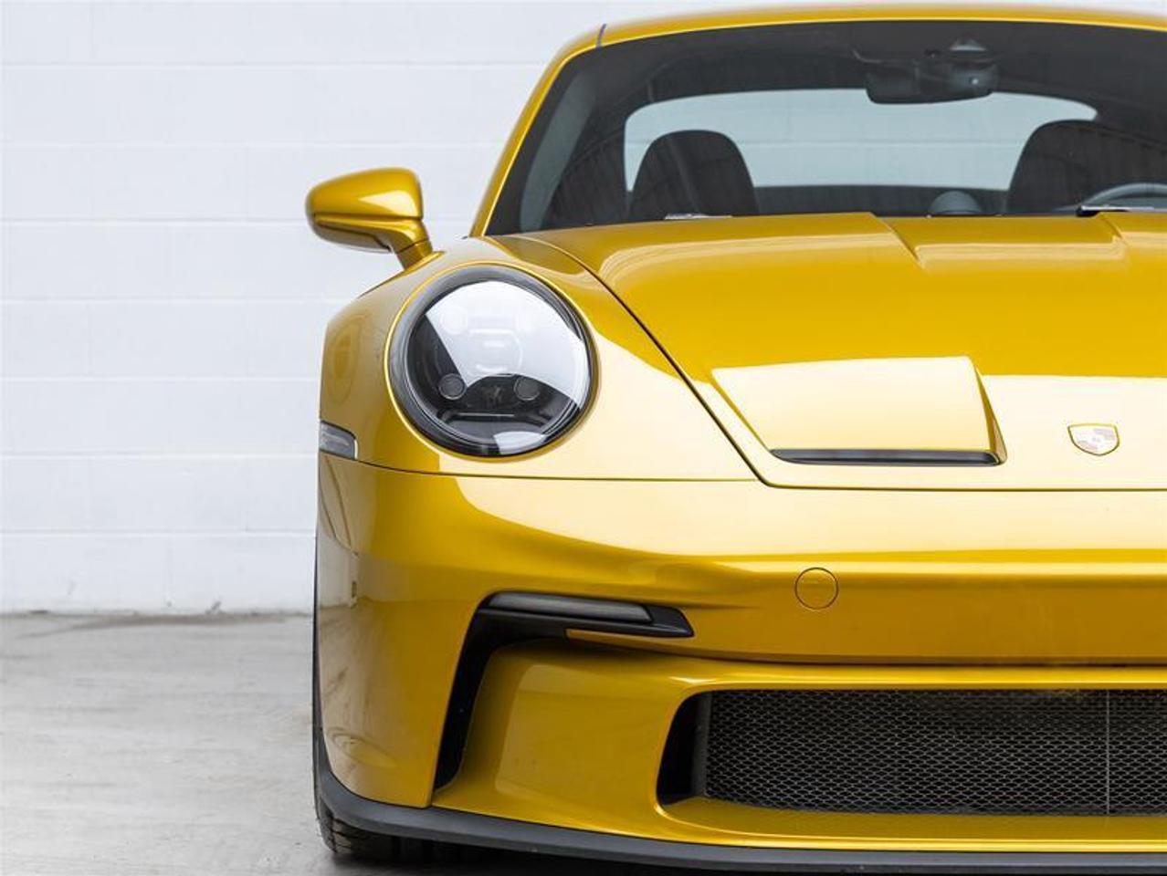 2023 Porsche 911  Photo3