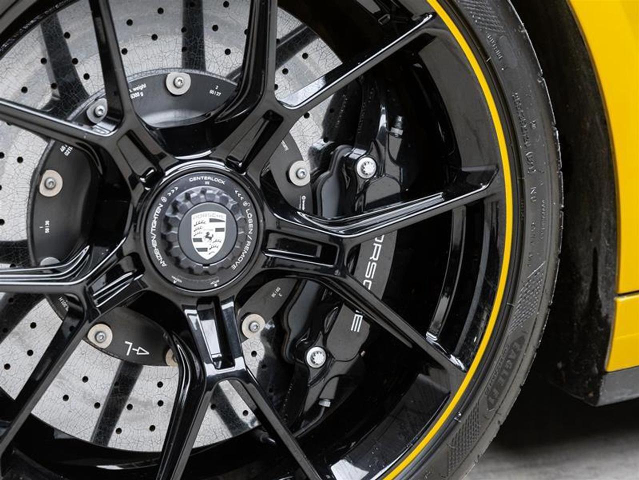 2023 Porsche 911  Photo