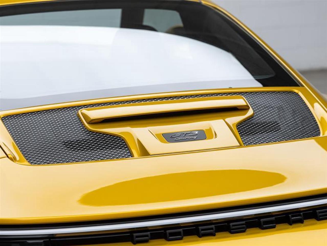 2023 Porsche 911  Photo