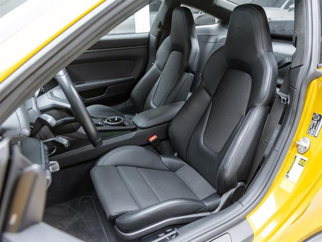 2023 Porsche 911  Photo