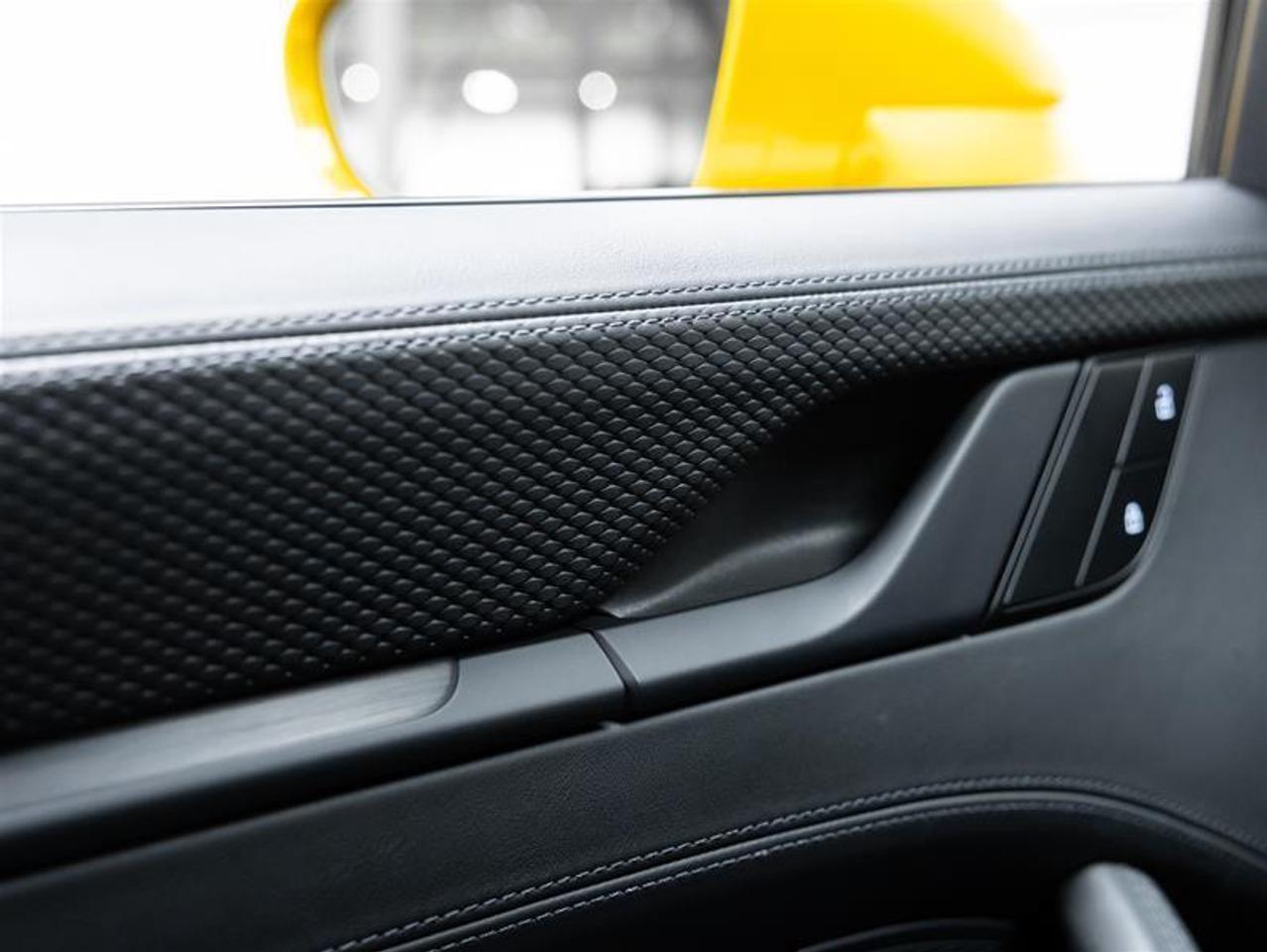 2023 Porsche 911  Photo