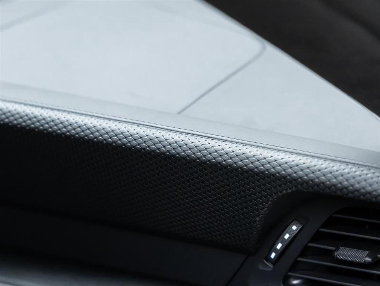 2023 Porsche 911  Photo