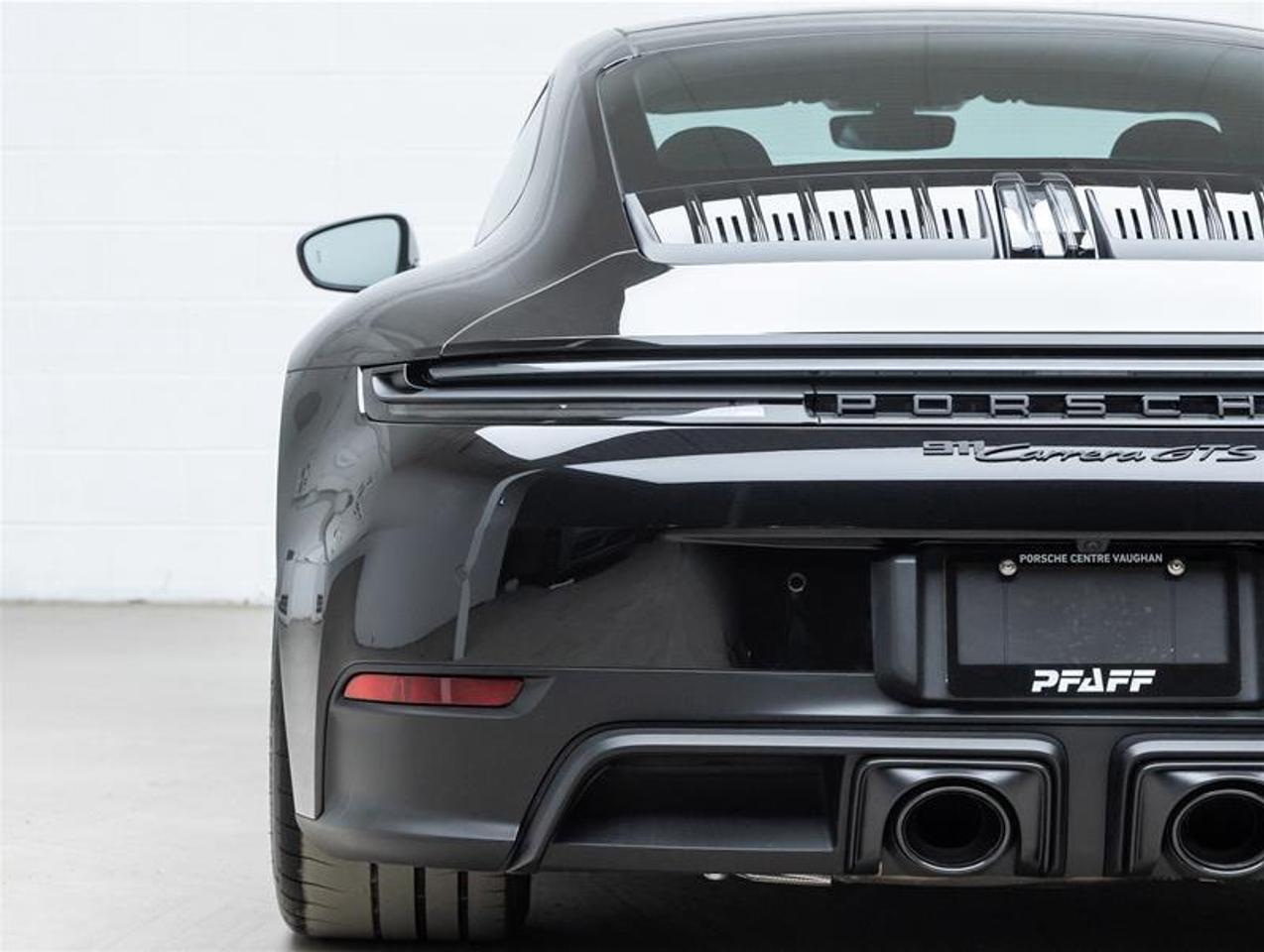 2025 Porsche 911  Photo