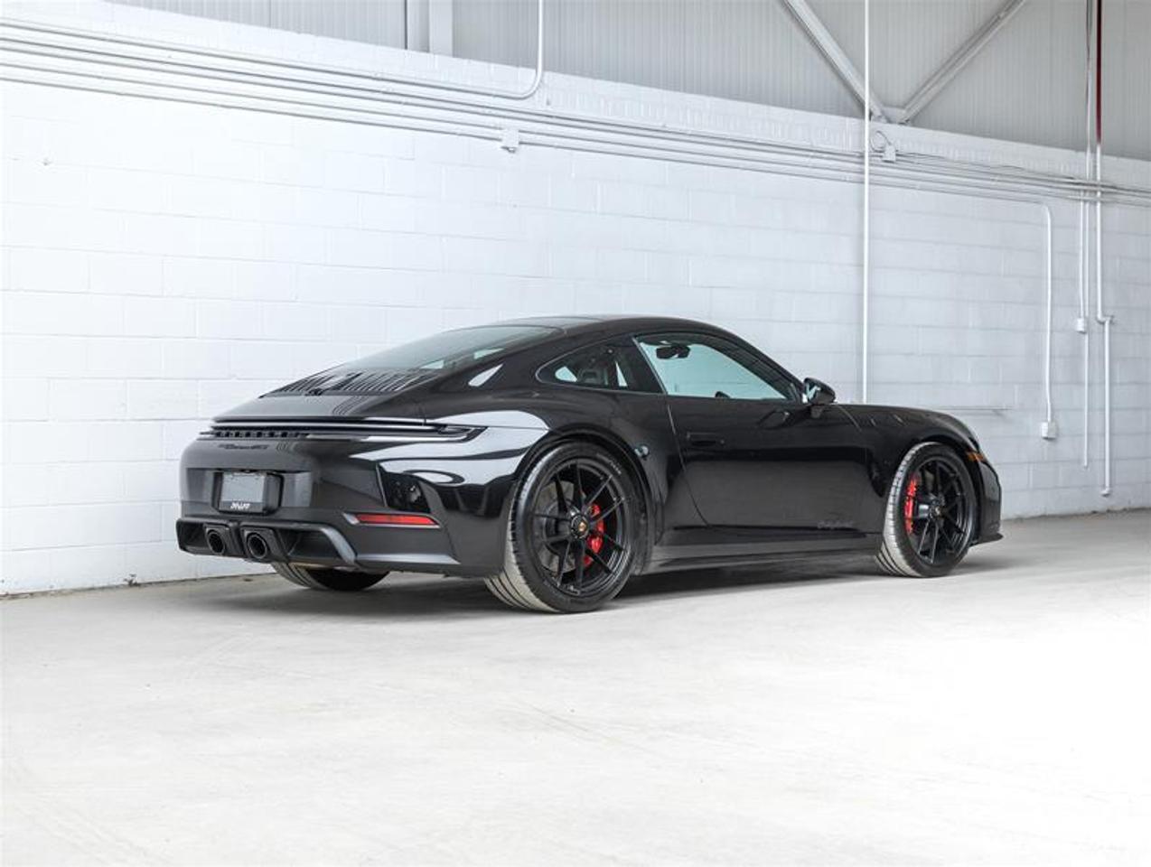 2025 Porsche 911  Photo