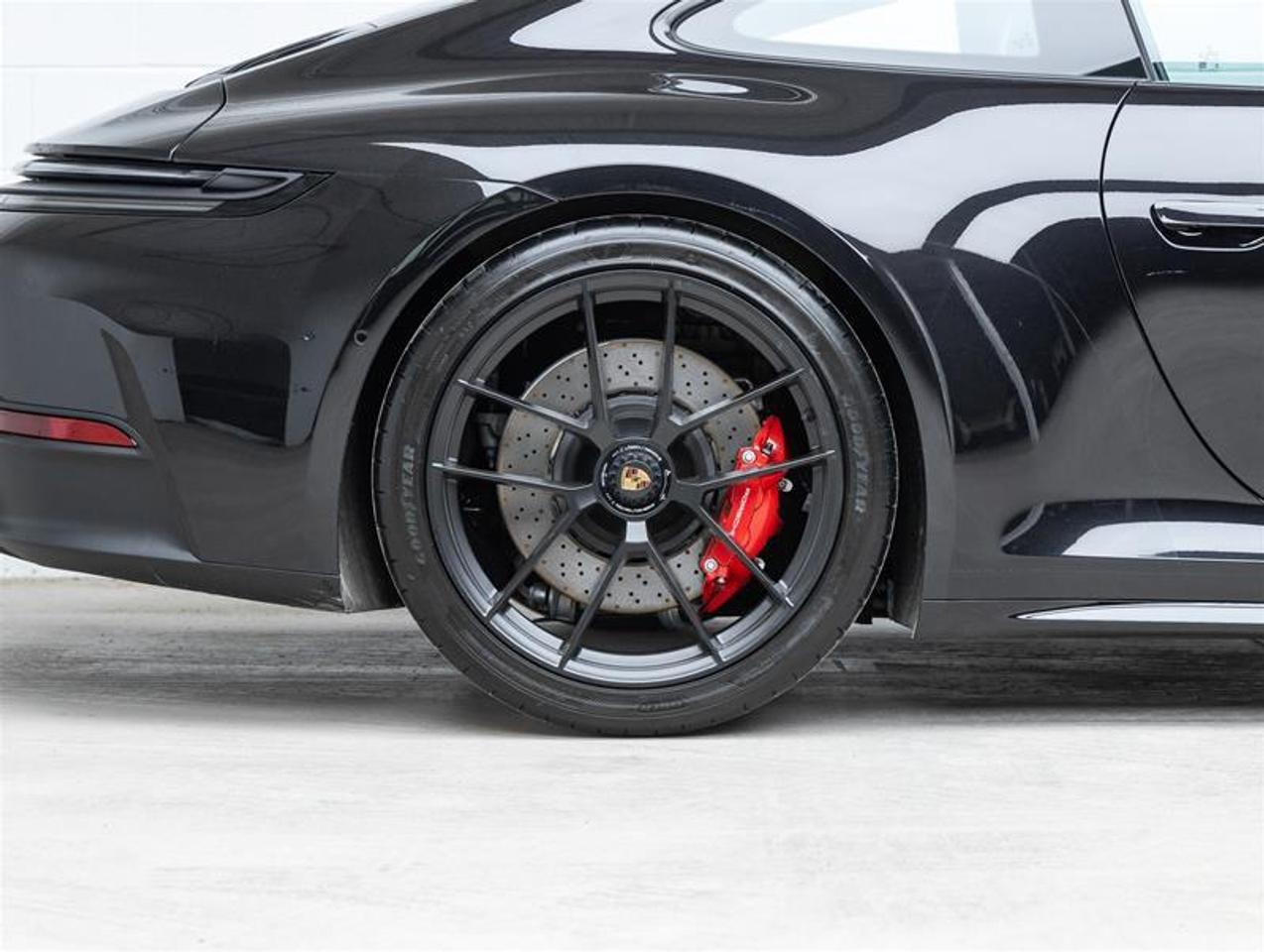 2025 Porsche 911  Photo