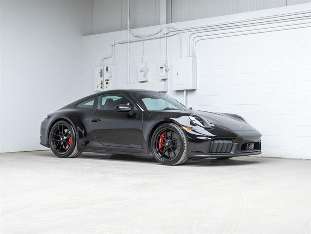 2025 Porsche 911  Photo