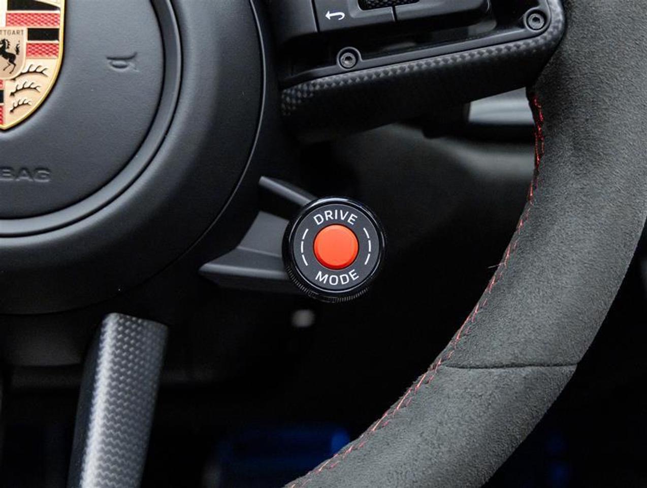 2025 Porsche 911  Photo