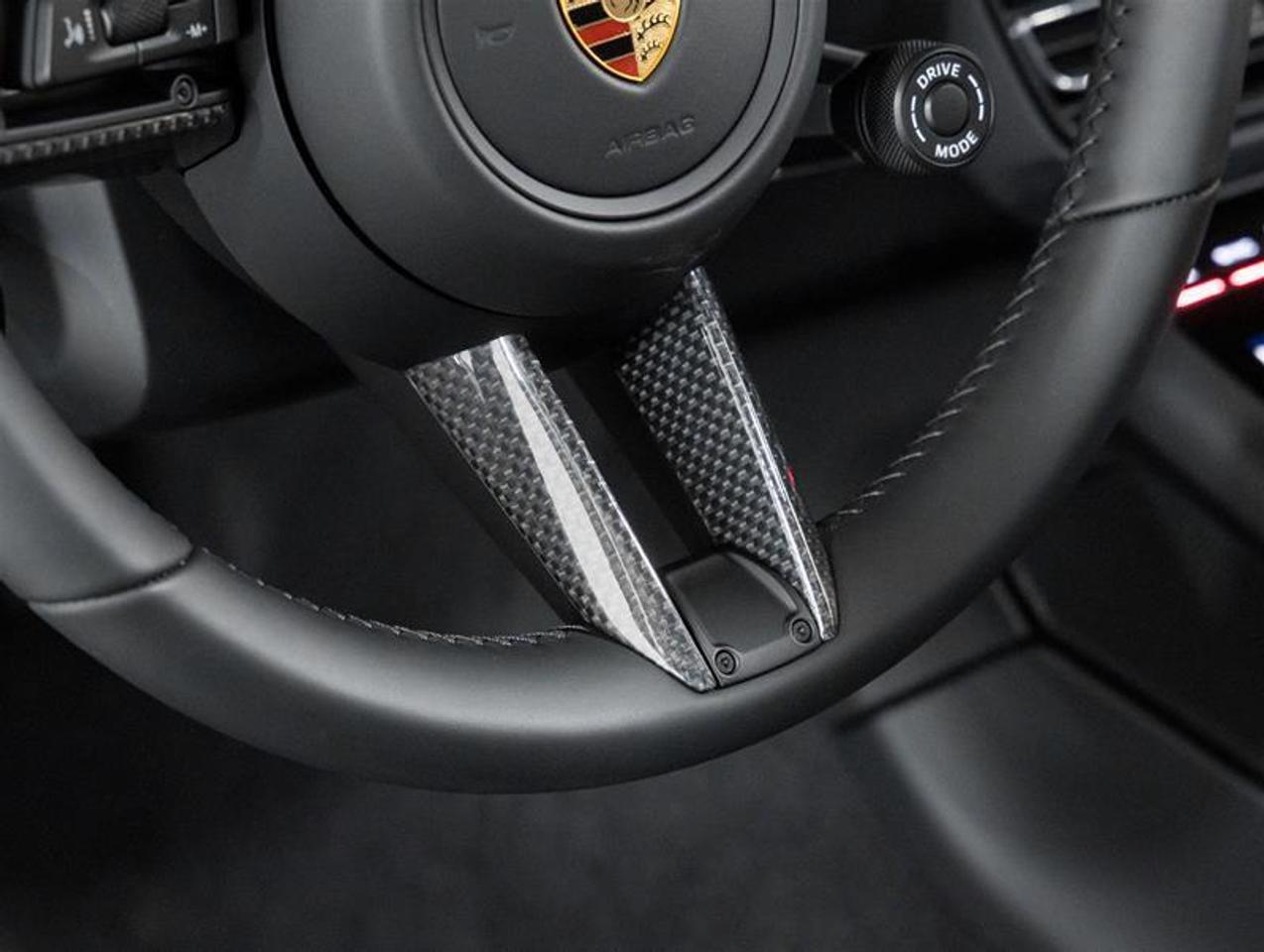 2026 Porsche Macan  Photo