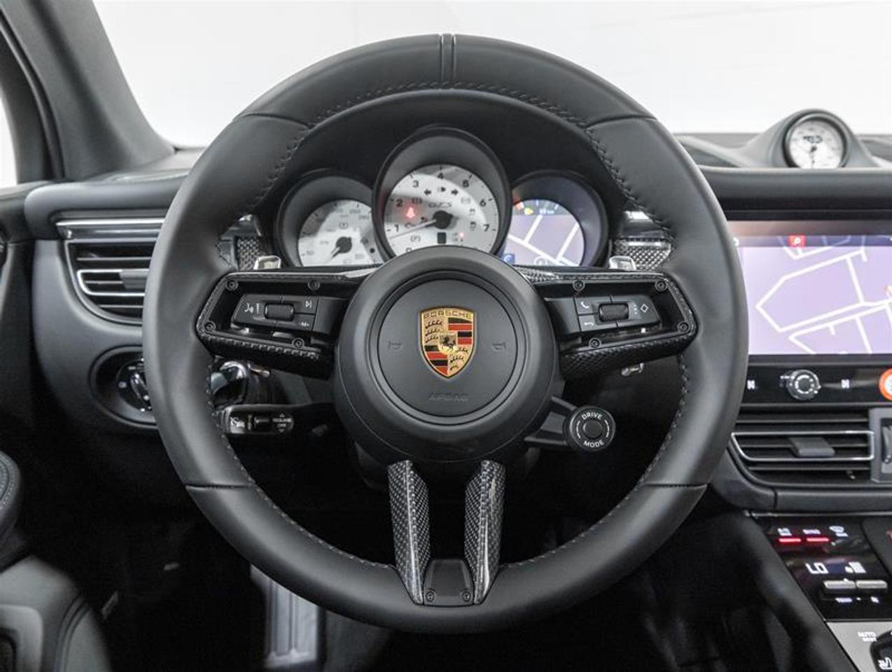 2026 Porsche Macan  Photo