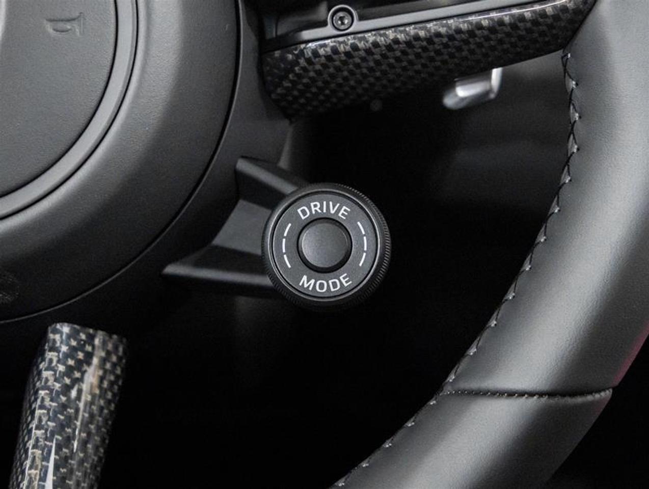 2026 Porsche Macan  Photo