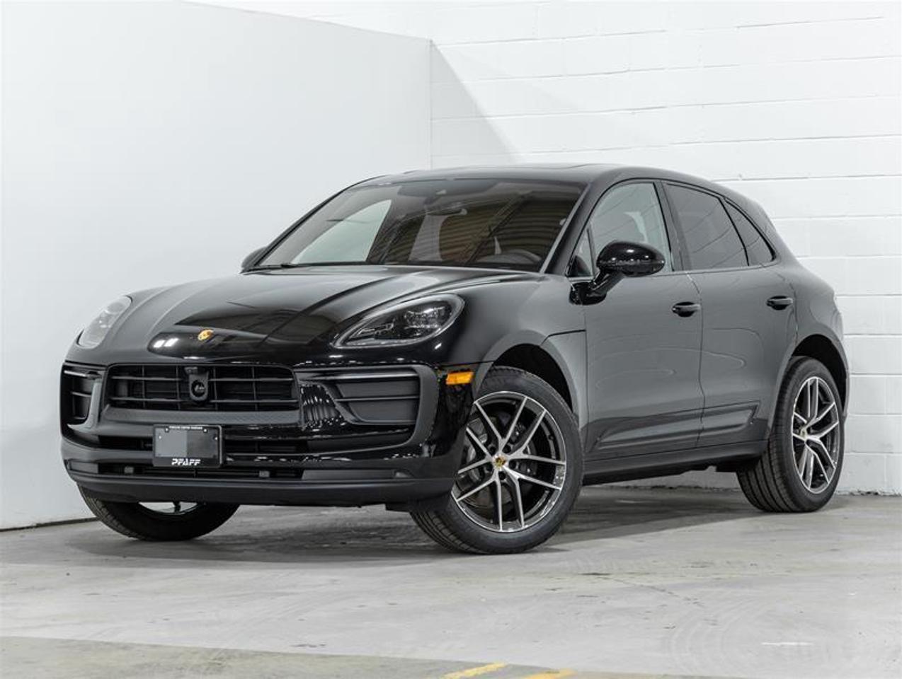 2026 Porsche Macan  Photo