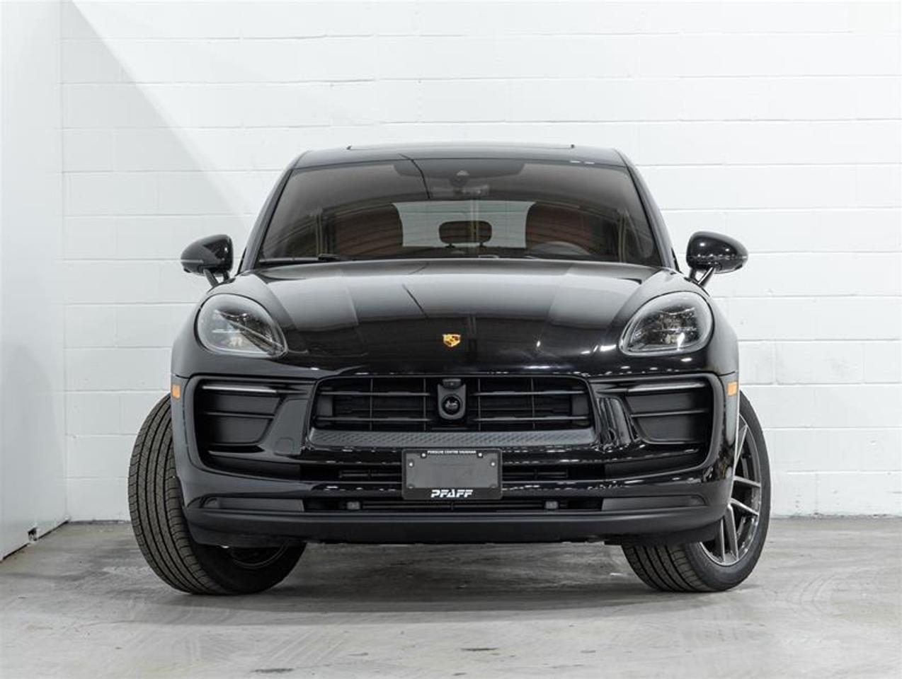 2026 Porsche Macan  Photo