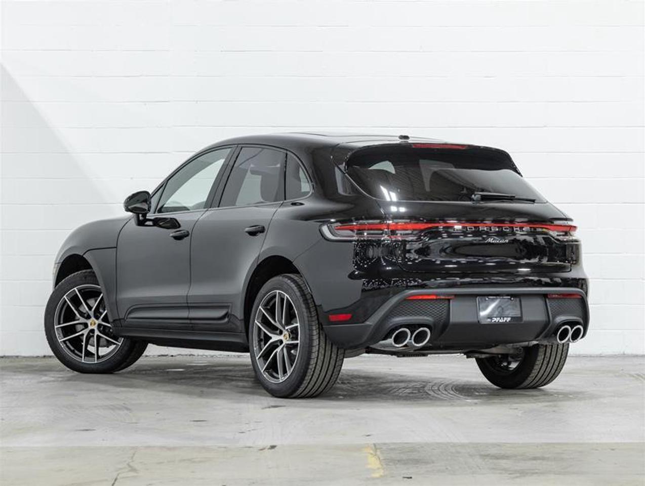 2026 Porsche Macan  Photo