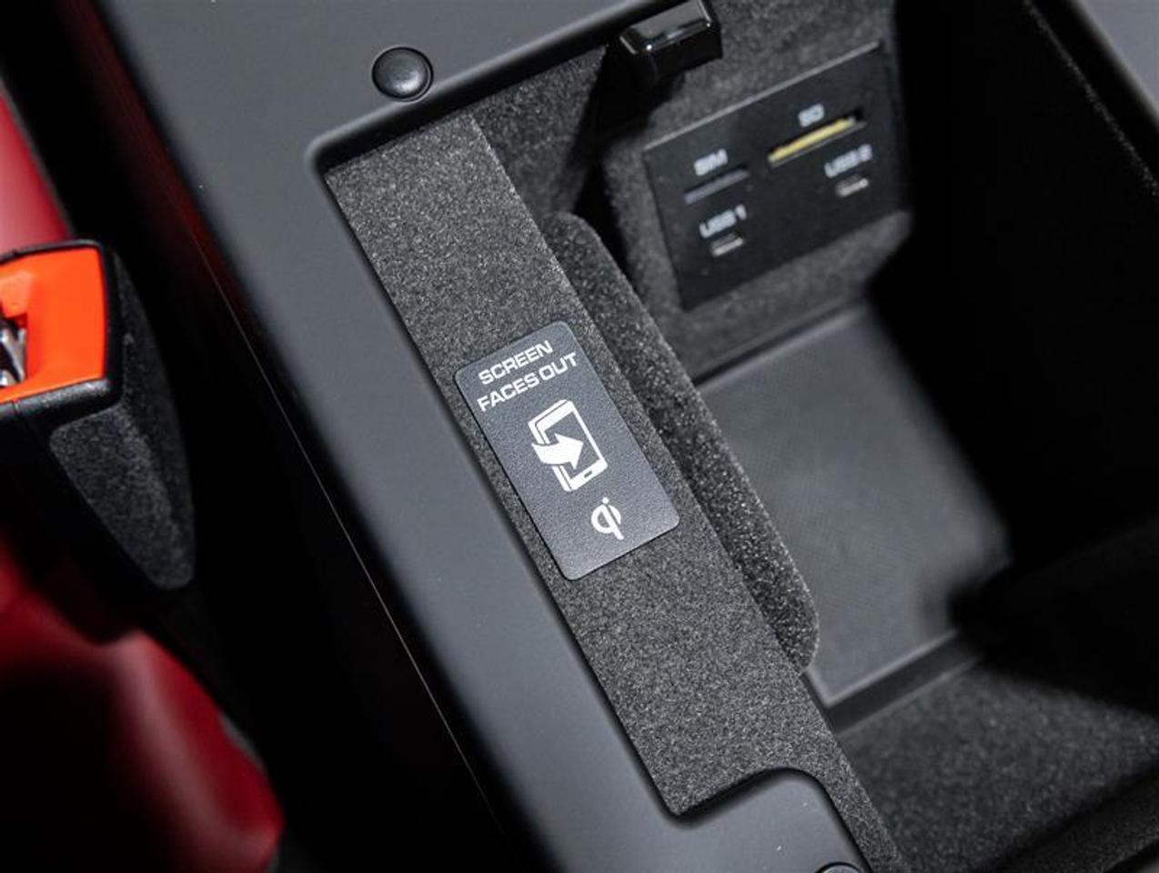 2026 Porsche Macan  Photo