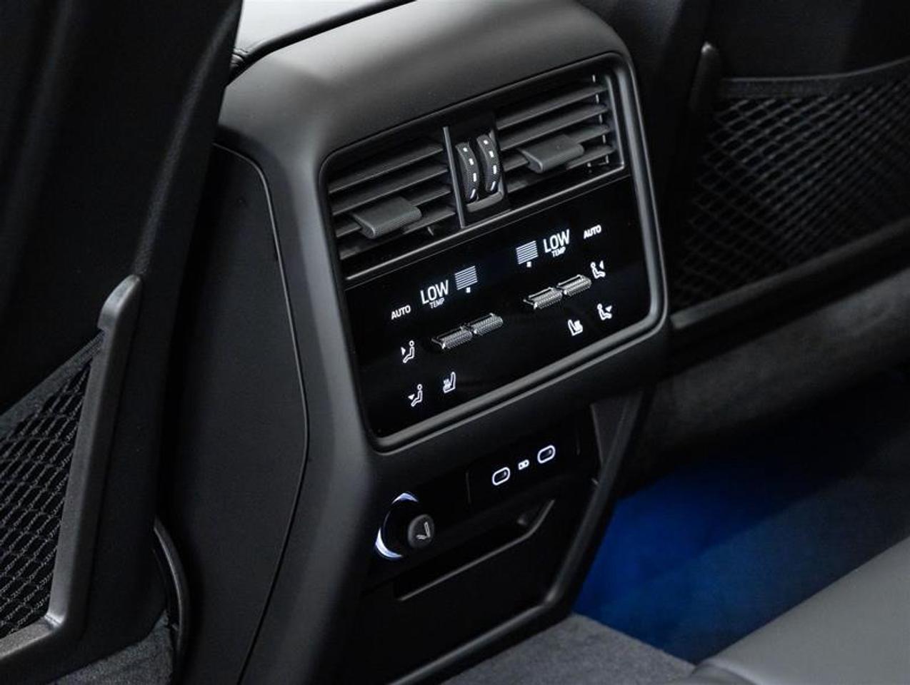 2026 Porsche Cayenne  Photo