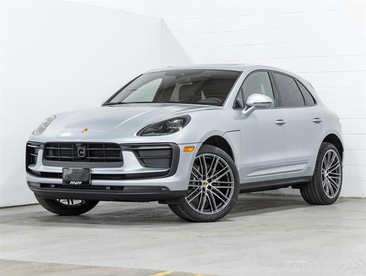 2026 Porsche Macan  Photo