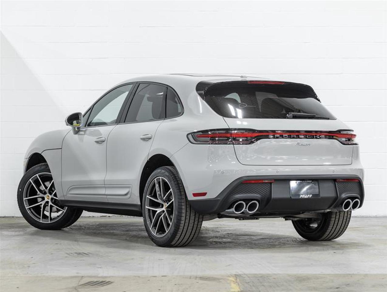 2026 Porsche Macan  Photo