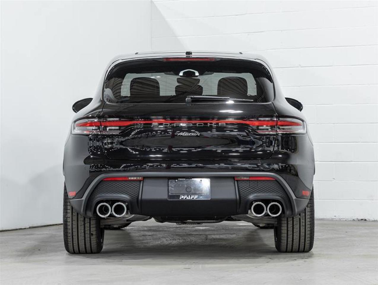 2026 Porsche Macan  Photo